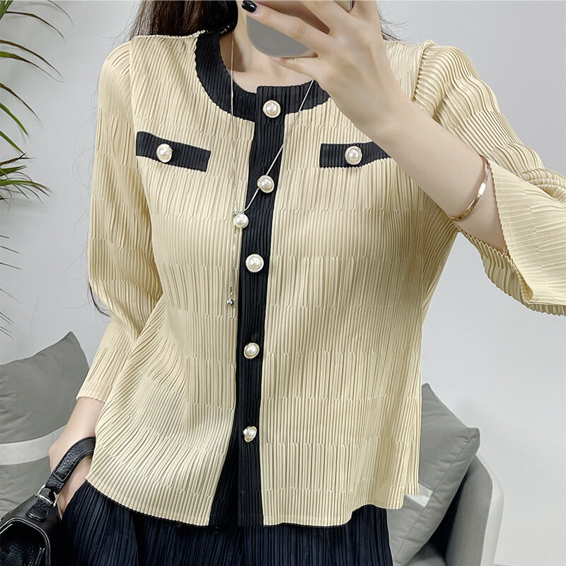 2024 nowy Miyake plisowana, na co dzień temperamentowy sweter z blokadą kolorów mały płaszcz damskiej odzieży damskiej Slim wąski krój