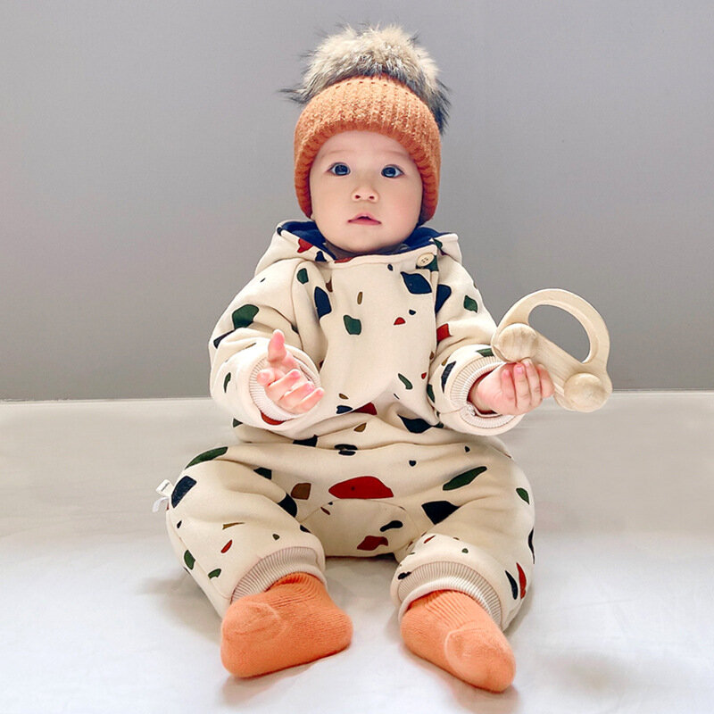 Комбинезон для новорожденных мальчиков, в европейском и американском стиле, хлопковый утепленный комбинезон с капюшоном и длинным рукавом для младенцев, 2024