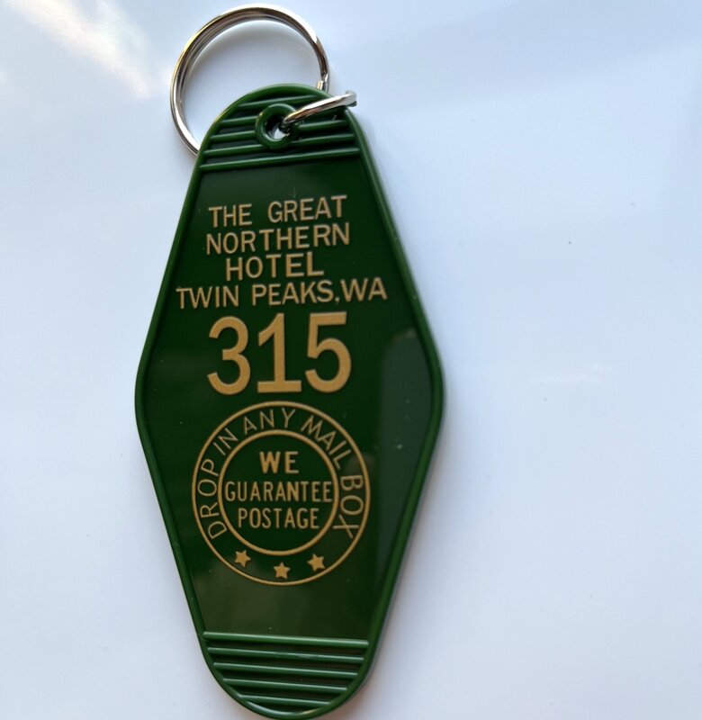 THE GREAT NORTHERN HOTEL TWIN PEAKS 315 KeyChain Keyring Tag Key Chains TV Show The Office Fans Funny Accessory