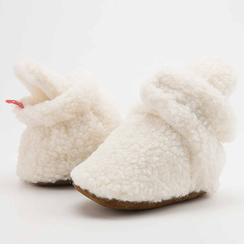 Calzini per bambini inverno neonato ragazza stivaletti Fluff scarpe morbide per bambini primi camminatori antiscivolo caldo neonato culla scarpe mocassino