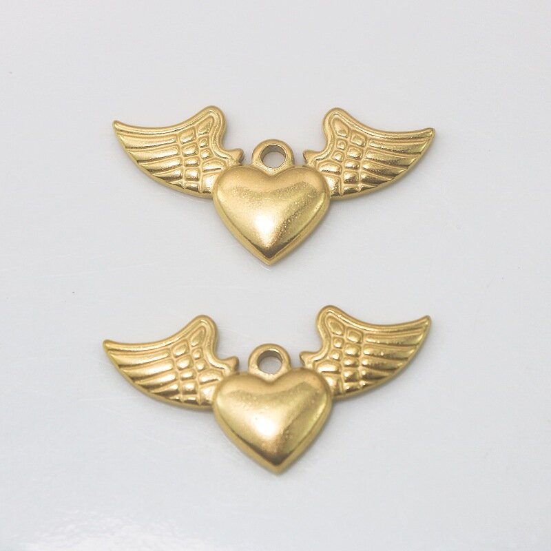 Wznb-天使の羽,手作りのネックレス,ステンレス鋼のジュエリーを作るためのハート型のペンダント,3個