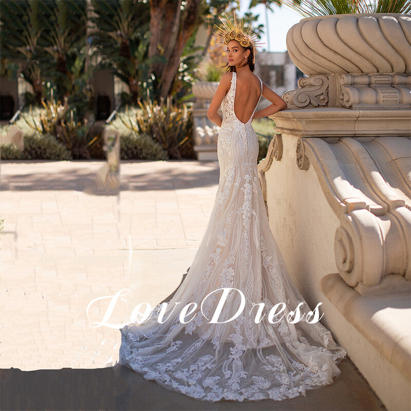 Платье свадебное атласное с глубоким V-образным вырезом, пикантное в стиле бохо, с кружевной аппликацией, с юбкой-годе, без рукавов, со шлейфом, свадебный наряд, 2024