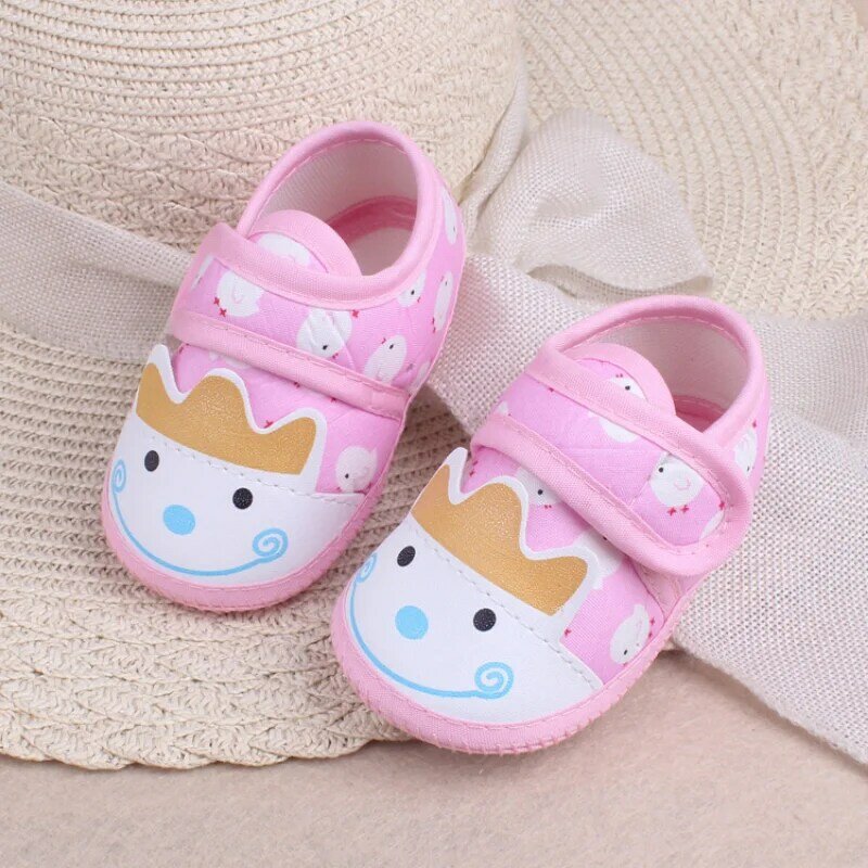 Zapatillas sepatu kasual bayi baru lahir, sepatu katun sol lembut dalam ruangan tembus udara bayi baru lahir