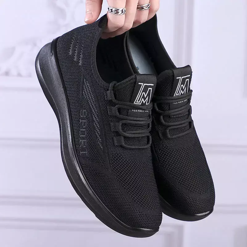 Nuove scarpe da uomo scarpe sportive scarpe Casual 2023 scarpe da passeggio traspiranti di nuova moda scarpe da uomo leggere e comode