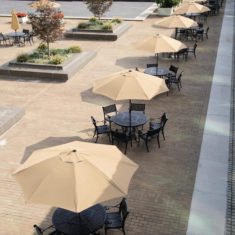 Sombrilla de Patio de 9 pies para exteriores, sombrilla de mesa de mercado con botón de inclinación y manivela para jardín/playa/césped/cubierta