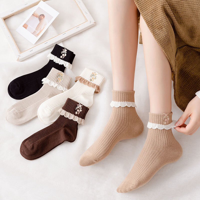 5Pairs Women Cute Ankle Socks Lot Ladies Lace Frilly Flower Embroidery Vintage Crew Socks Spring Autumn