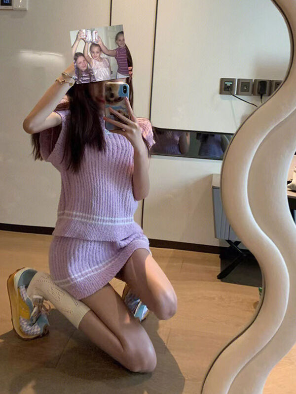 여성 루즈핏 반팔 스커트 2 종 세트, 귀엽고 향기로운 니트 상의, 한국판 패션, 2024 여름 신상