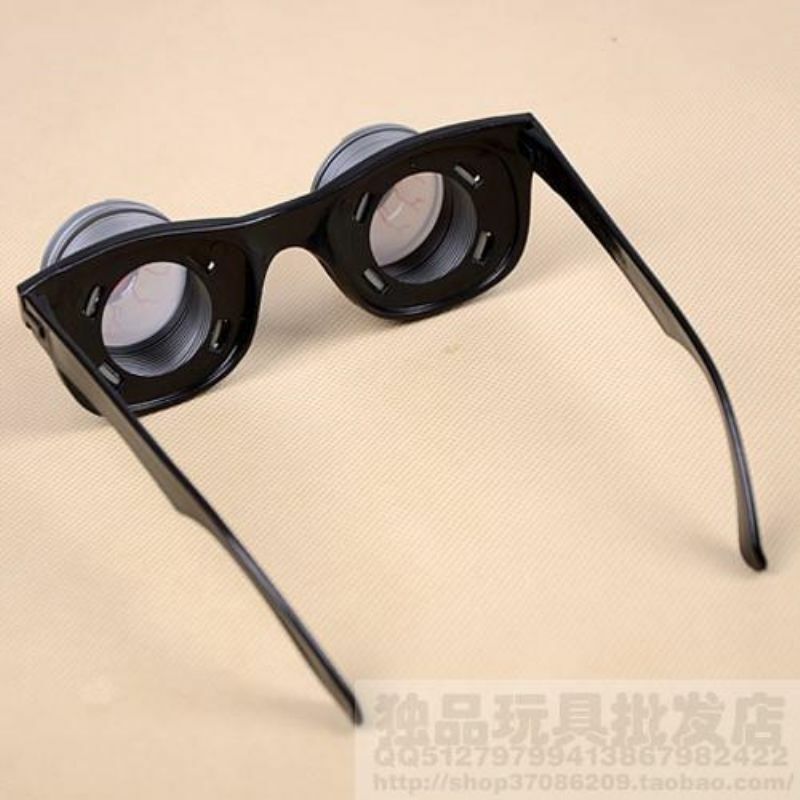 แว่นตาลูกตาตลกๆเพื่อแต่งตัวและทำให้คนกลัวอุปกรณ์ประกอบฉากฮาโลวีนสำหรับงานปาร์ตี้หน้ากาก