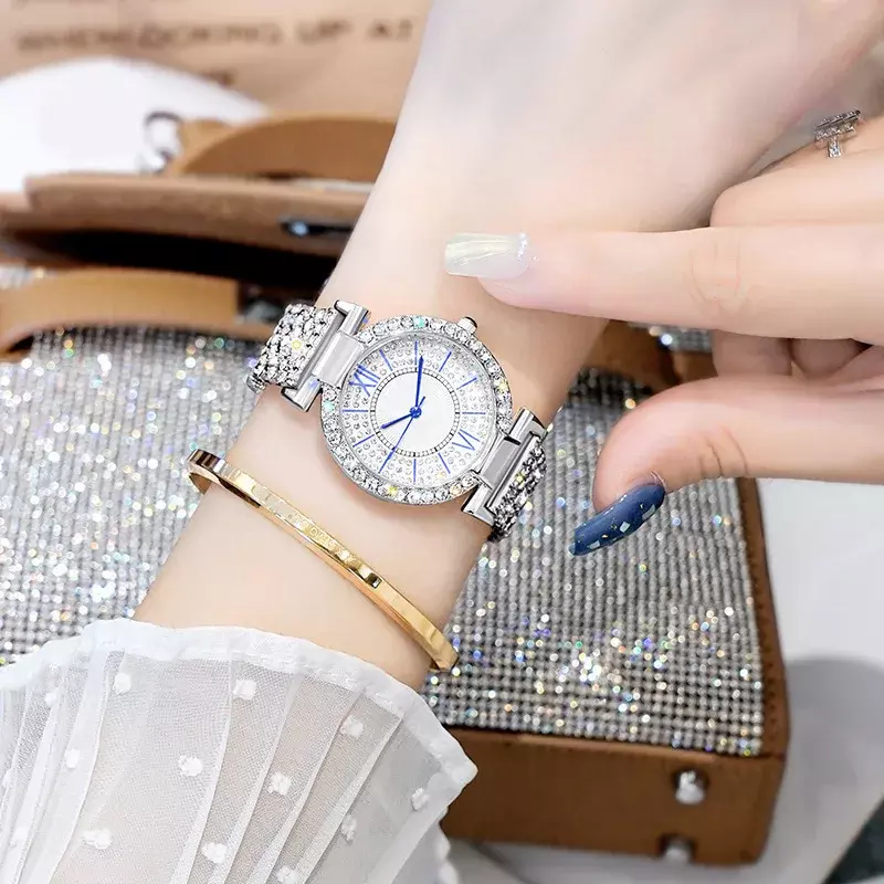 Einfache Temperament Licht Luxus Nische voller Diamant Frauen Uhr