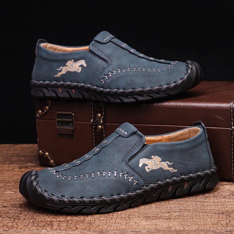 New2024 Handmade Leather Men Shoes Casual Comfortable Men Slip On Leather Loafers Men Flats Hot Sale Moccasins Tooling Shoes Man