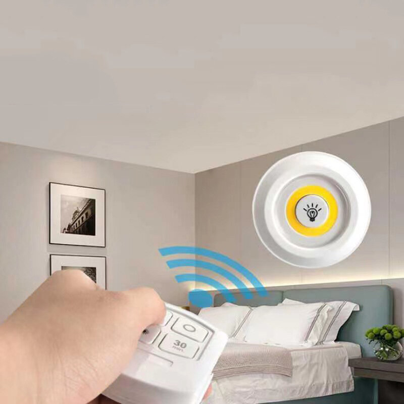 جهاز التحكم عن بعد صغير ضوء الليل الإبداعية إضاءة الخزانة بقعة ضوء LED بات ضوء اللاسلكية السرير الممر ضوء التعريفي