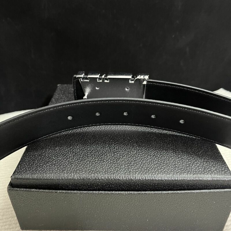 24 New Luxury Belt Sleek Buckle Waist Stylish Casual Denim Belt Genuine leather lychee patterned metal buckle letter Men's belt