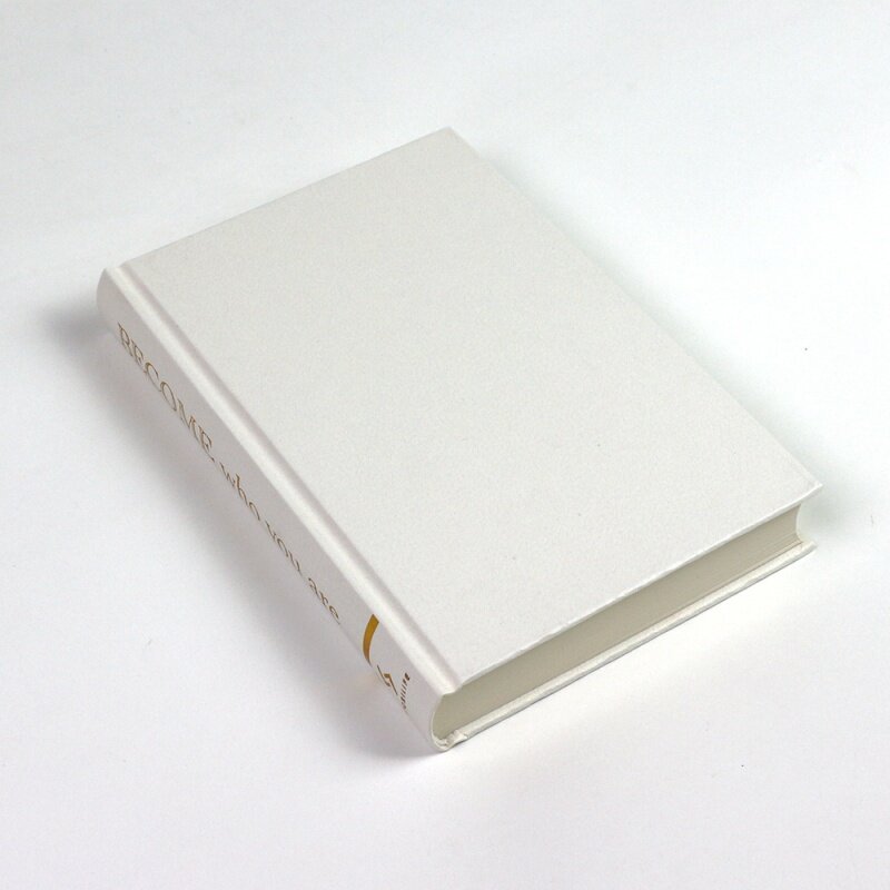 Высококачественная декоративная книга на заказ с мягкой обложкой в твердом переплете