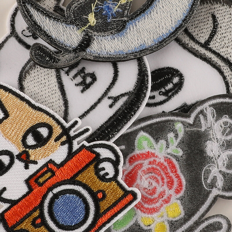 2024 neue DIY Label Stickerei Patch für Stoff Hut Stoff Aufkleber schnell Eisen auf dekorativen Accessoires Emblem Cartoon Schädel Katze