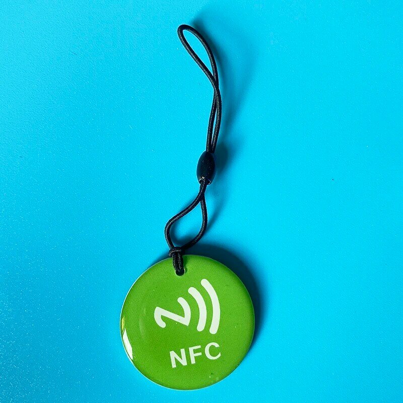 10 قطعة لجميع الهواتف التي تدعم NFC علامات NFC التسمية Ntag213 بطاقة الايبوكسي تتفاعل 13.56 ميجا هرتز 144 بايت رمز تتفاعل مع حبل مقاوم للماء