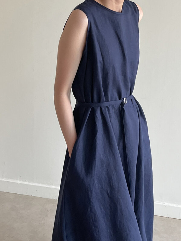 QoerliN koreańska 2023 letnia nowa luźna i wygodna sukienka z renderowania damska cienka bez rękawów sznurowana długa z bawełny konopna długa sukienka