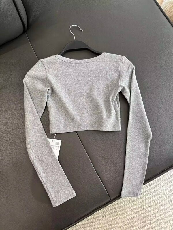 Women's 2024 New Fashion Slim Fit Short Elastic Ribbed T-shirt Top Retro Round Neck Long sleeved Women's Shirt Unique Top