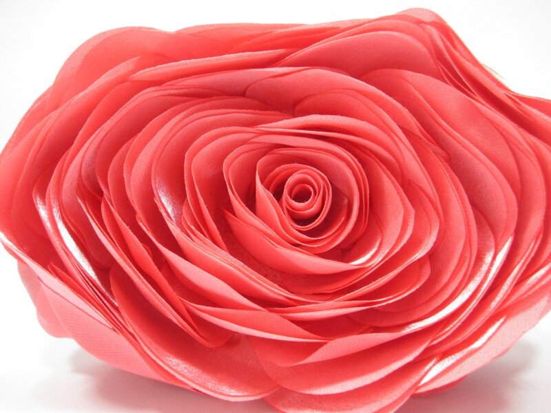 Bolso de satén con flores en 3D para mujer, cartera multicapa para damas de honor, boda, venta al por mayor, Mini Bolso de tela de nailon