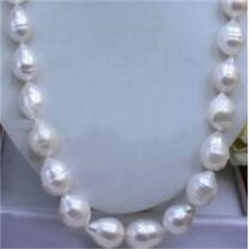 MM WHITE AKOYA BAROQUE PEARL NECKLACE 18"
