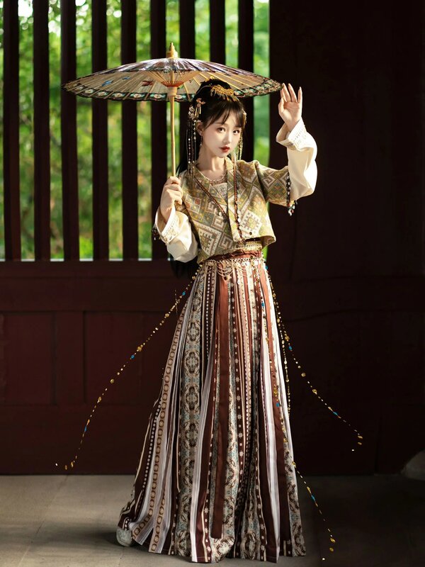 New Chinese Style Traditional Dress Hanfu Girl Ming Dynasty Ancient Chinese Traditional Flower Hanfu Folk  Dance Dress Set
