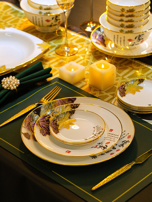 Set di posate, ciotole e piatti di fascia alta in bone china, loto in stile cinese, articoli per la casa di lusso leggeri