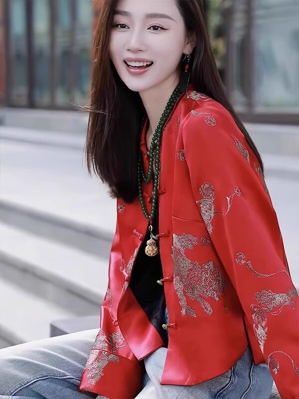 New Chinese Style Embroidered Short Print Jacket for Women's Spring 2024 Tang Dynasty Round Neck Red Button Top Female Clothing