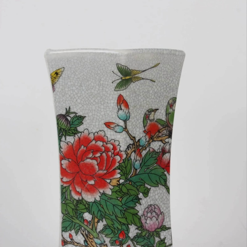 Collection of Chinese Fold Ceramic Vase Painted flower and bird Pattern Home Decoration W Qianlong Logo