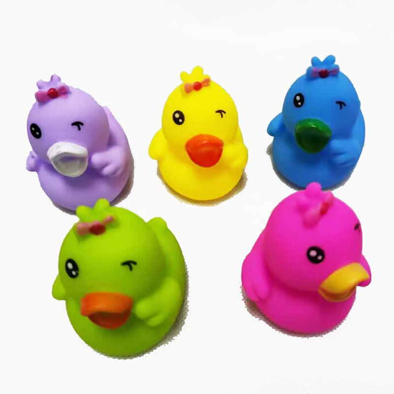 Nowe kąpiel dla dzieci zabawki dla dzieci śliczne kaczki zraszacz wody prysznic gumowe kaczki pływanie plaża zabawki wodne dla dzieci