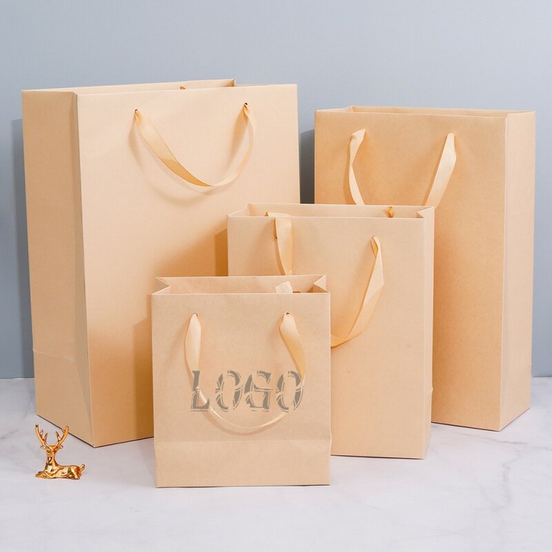 Producto personalizado, embalaje de cartón de Boutique de tela personalizada, bolsa de papel rosa mate barata con su propio logotipo para Sm