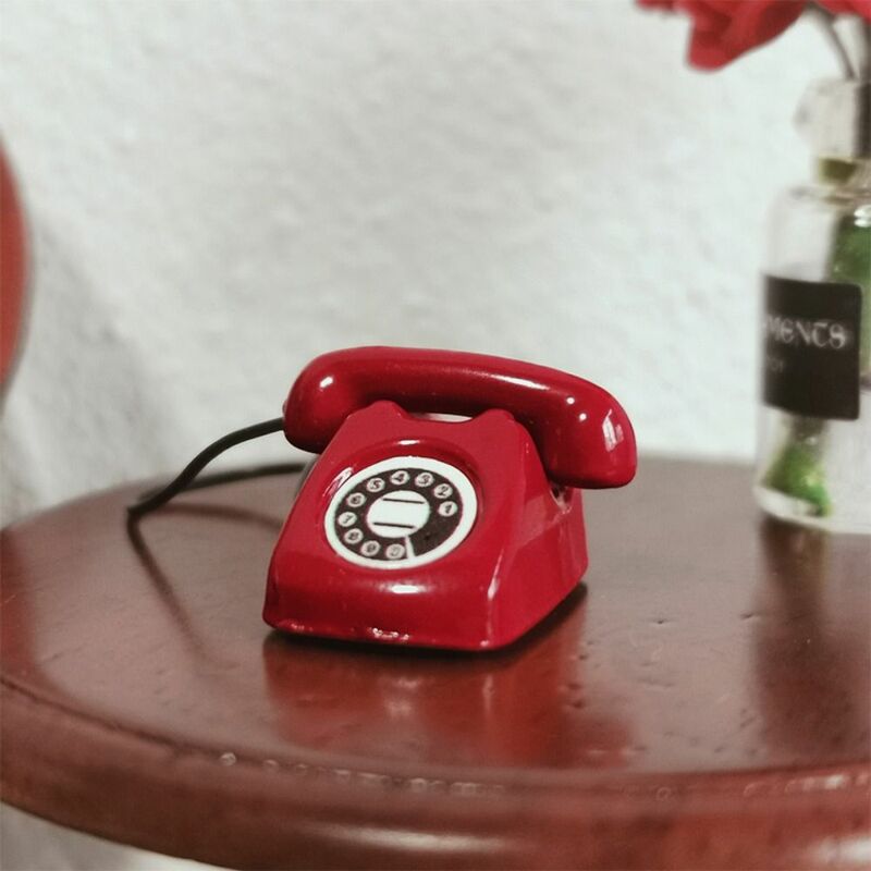 1:12 domek dla lalek miniaturowy symulowany telefon w stylu Vintage obrotowe telefony Retro Model domku dla lalek meble do domku dla lalek Mini telefon