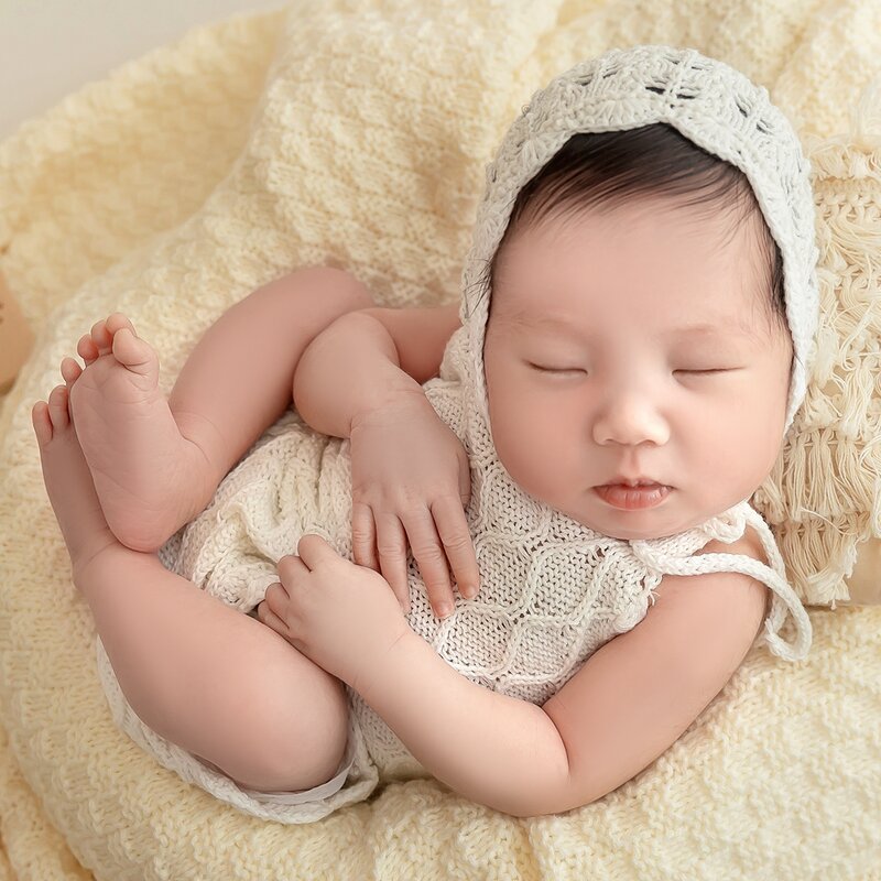 生まれたばかりの女の子のための写真アクセサリー,手利きの赤ちゃんの女の子のロンパースとボンネットパターン,新生児の写真アクセサリー