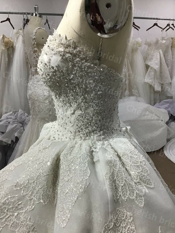 C5040B Exquisite Sleeveless Ball Gown Wedding Dress Bridal Gown for Women, Strapless Lace Beading Bride Dress Lace Up Gown