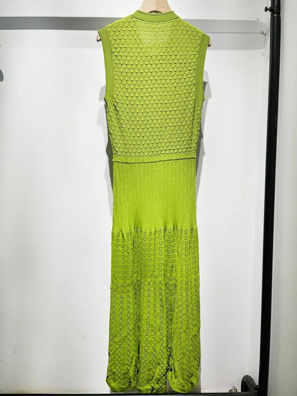 Женское трикотажное платье средней длины, зеленое однобортное ажурное винтажное платье без рукавов с круглым вырезом, лето 2024