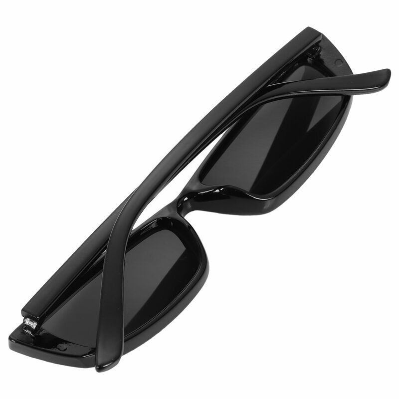แว่นกันแดดทรงสี่เหลี่ยมสไตล์วินเทจสำหรับผู้หญิงแว่นกันแดดขนาดเล็กแว่นตาย้อนยุค S17072สีดำ
