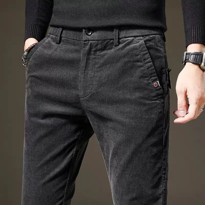 Осенне-зимние красивые трендовые мужские однотонные вельветовые брюки модная мужская одежда универсальные простые прямые брюки с карманами