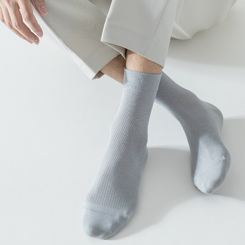 Calcetines de algodón para hombre, medias de tubo medio de primavera, Color sólido, negro, gris, blanco