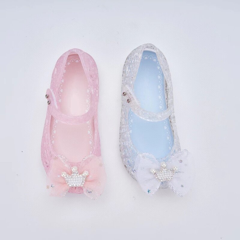 Sepatu jeli kristal anak-anak baru 2024 sarang burung mahkota busur putri sepatu tunggal sandal pantai lunak harum untuk anak-anak HMI156