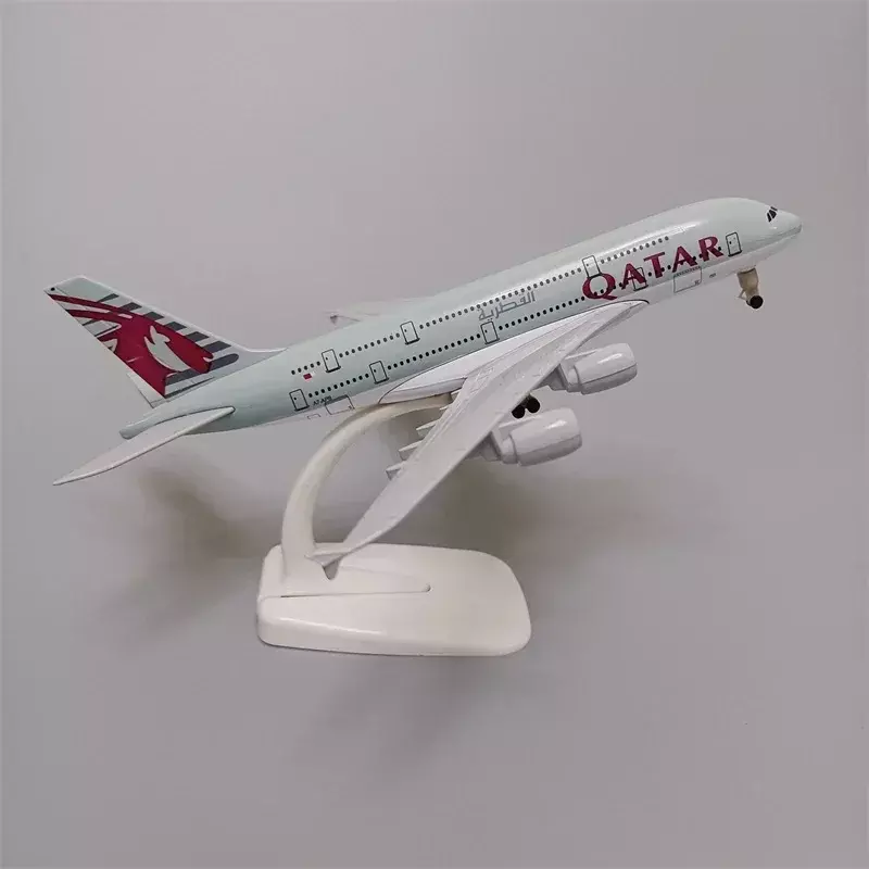 18*20Cm Legering Metalen Lucht Qatar Airways Airbus 380 A380 Vliegtuig Diecast Vliegtuig Model Vliegtuig Met Wielen Landingsgestellen