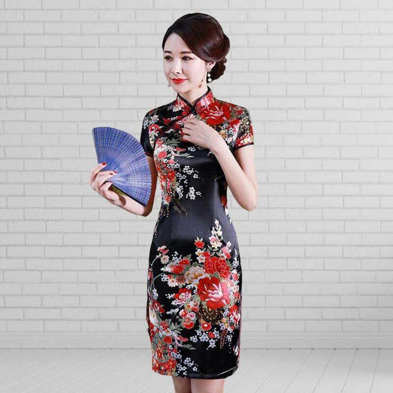 Cheongsam wanita kerah Mandarin lengan pendek, gesper cakram belah samping motif bunga Cheongsam gaya China Qipao