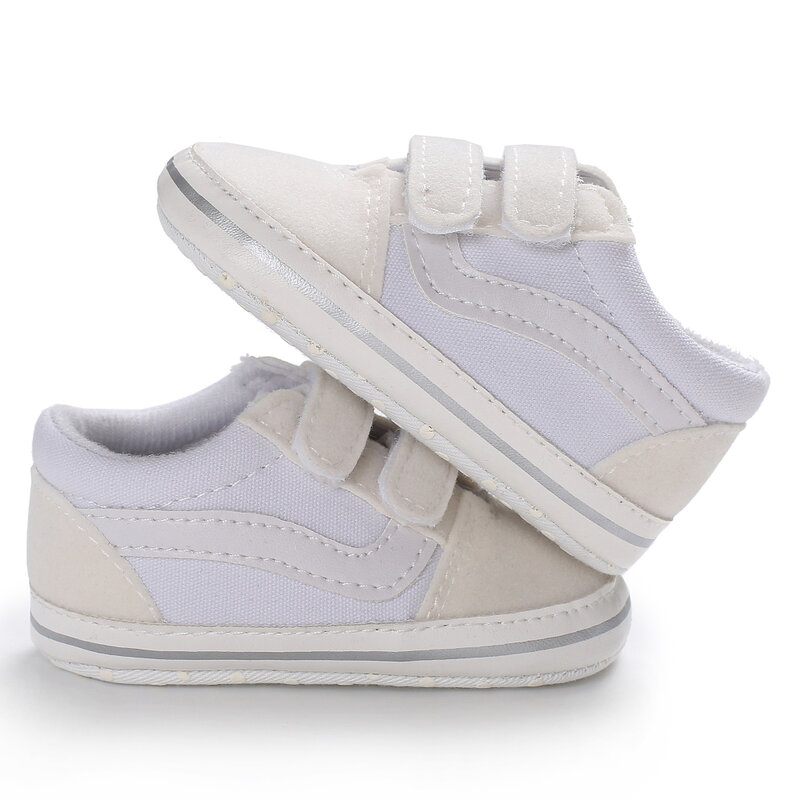Модная обувь для новорожденных 0-18 месяцев, классическая спортивная обувь для мальчиков и девочек, мягкая подошва из искусственной кожи, повседневные кроссовки для первых шагов, Белая обувь для крещения
