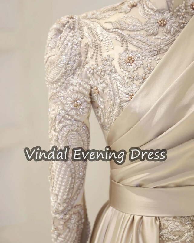 Vindal  Scoop Neckline  Evening Dress A-Line Satin Floor Length Elegant Built-in Bra Saudi Arabia Long Sleeves For Woman 2024