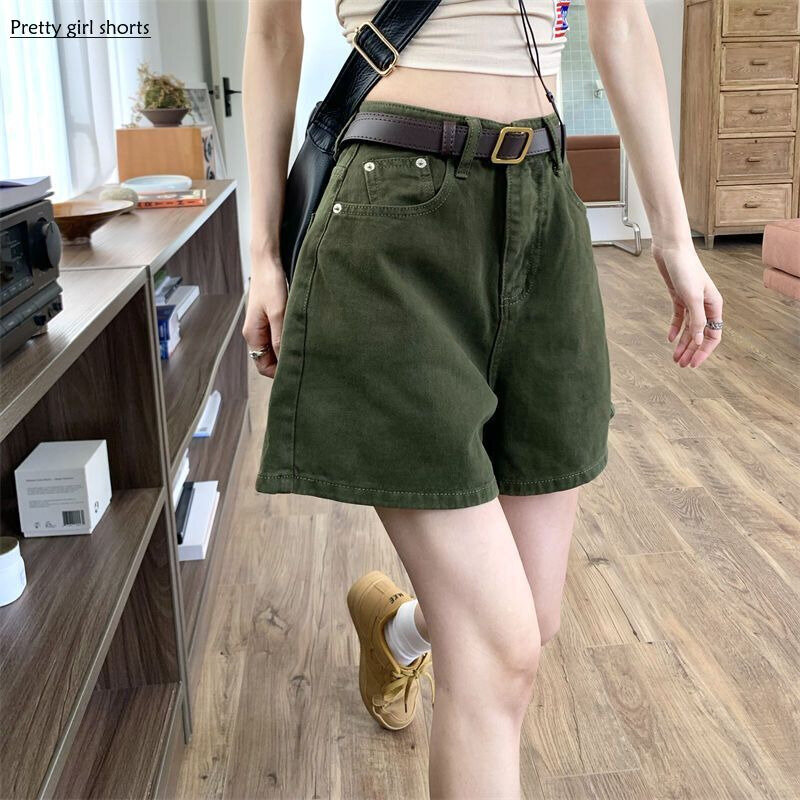 Celana pendek Denim hijau modis dan populer baru 2024 untuk musim panas wanita pinggang tinggi, celana kaki lebar melengkung A-line merah dan pelangsing