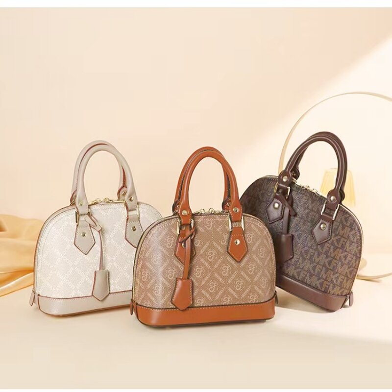 女性のための高品質のPVCハンドバッグ,ジョーカーシェルショルダーバッグ,実用的で便利な新しいコレクション