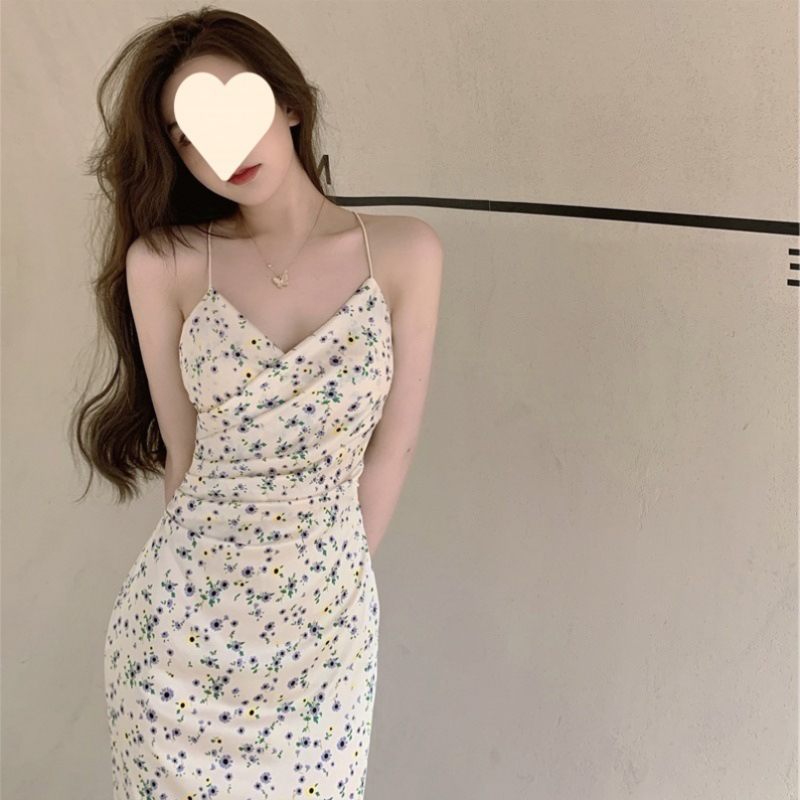 Gentle Breeze Tea Break Waist Waist Slimming Dress Women's Summer 2024 New French Retro Flower Wrapped Hip Suspended Dress