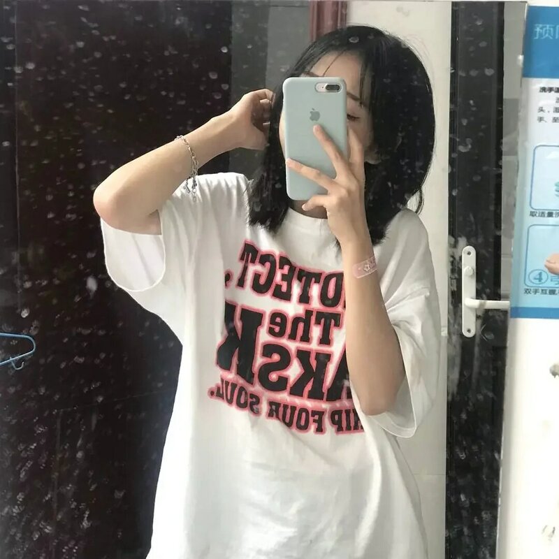 Kaus wanita Anime musim panas kaus kebesaran lengan pendek Retro Atasan Wanita Harajuku Y2k atasan estetika Streetwear