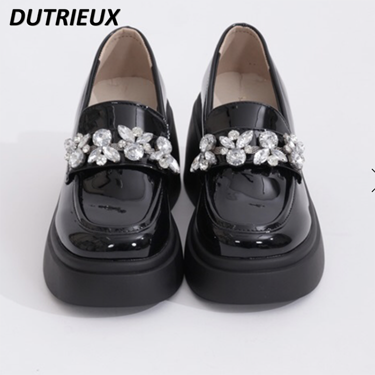 Sepatu pantofel penambah tinggi Platform gaya Jepang baru sepatu lucu manis perempuan liar hitam pelangsing berlian imitasi