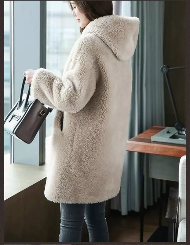 Real Fur Coat High Quality Womens Natural Wool Coats with Cap Thick Warm Elegant Loose Large Size Long Outwear for Women E21