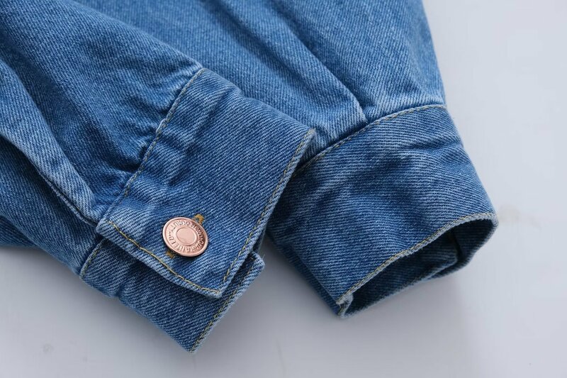 Women New Fashion Large pocket decoration Loose Asymmetric Denim Blouses Vintage Long Sleeve Button-up Female Shirts Chic Tops