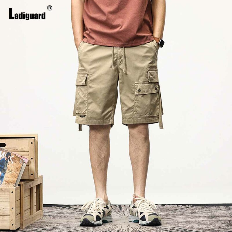 Men Fashion Leisure Cargo Shorts Korean Casual Zipper Pocket Half Pants 2023 New Summer Casual Elastic Waist Basic Shorts Hommes