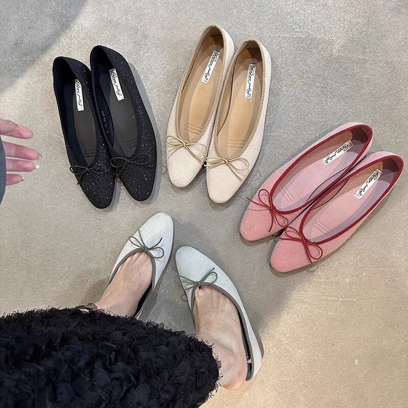 Comemore-bombas femininas de temperamento francês, sapatos suaves, sapato de balé, calçado elegante de verão, sandálias de primavera, novo, 2024